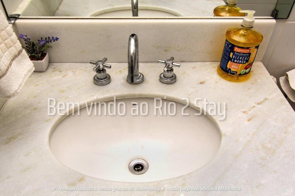 42 Verano Flat Com Garagem, Wi-fi E Cozinha Appartement Rio de Janeiro